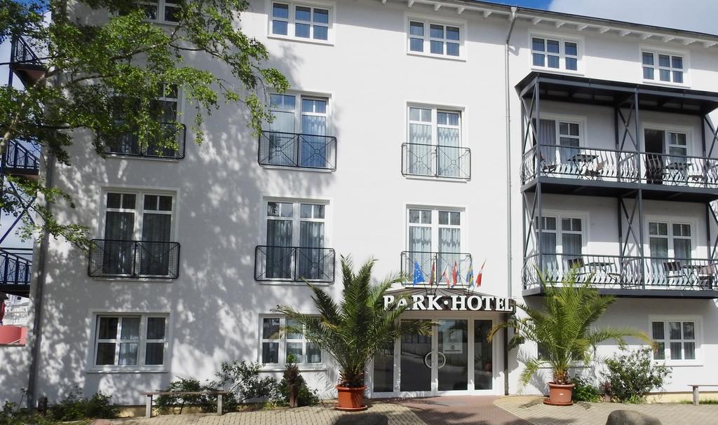 Park Hotel Sellin Bagian luar foto