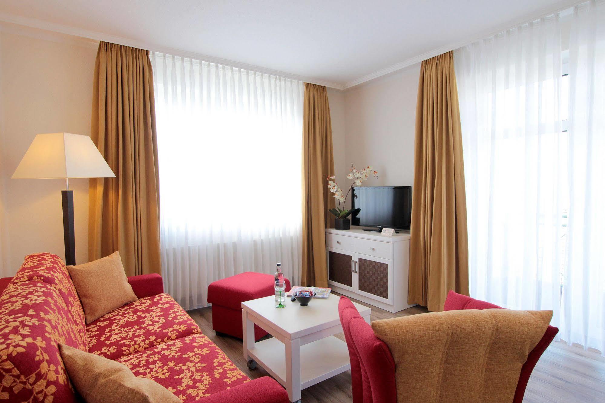 Park Hotel Sellin Bagian luar foto